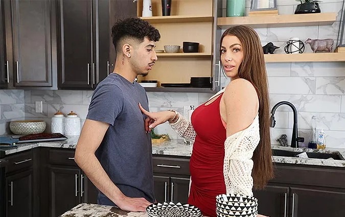 [MomWantsToBreed] Koda Monroe (Stepmoms Pussy Is Ready To Breed On Mothers Day)
